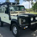 '92 Land Rover Defender - NO RUST!