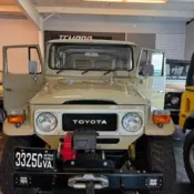 19 (84) TOYOTA LAND CRUISER FJ42 LX -FJ40