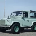 1900 Land Rover Defender SUV Green 4WD Manual Defender 90 300TDi ROW