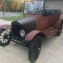 1922 Model T touring with ruckstell rear end