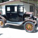 1925 Ford Model T COUPE