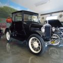 1927 FORD MODEL T  DOCTORS COUPE