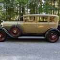 1930 Lincoln L sedan