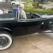 1932 Ford B-MAX Convertible Black black