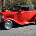 1932 FORD CABRIOLET, TRADITIONAL, 283 CHEVY,  4-SPEED, 3-TWO&#039;S, EX. COND. video