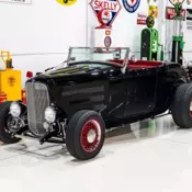 1932 Ford Hi-Boy Roadster, SBC, Auto, Leather, Soft Top, Best of Everything