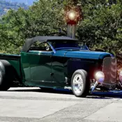 1932 ford roadster pickup Johnsons Hot Rod shop built
