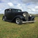 1932 Ford Victoria in glass, 350, 700R4, 3x2, Vintage Air, Tilt, disc brks, NEW