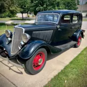 1934 Ford Model 40 Flathead V8 Sedan