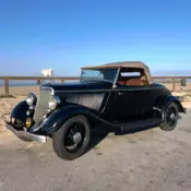 1934 Ford V-8 Roadster