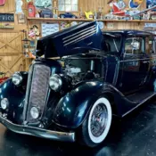1935 Buick Series 40 Sedan Green 4 dr sedan