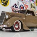 1935 Ford Deluxe Roadster 383 Tri-Power 350 Gear Vendor OD Currie 9&#034;