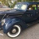 1937 Ford 78 Deluxe Tudor 2 Door