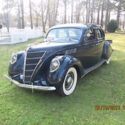 1937 Lincoln Zephyr Sedan