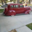 1937 PACKARD 120 4DOOR 8 CYCLINER ENGINE
