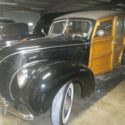 1938 Ford Deluxe Station Wagon