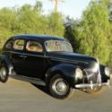 1939 Ford Deluxe (suicide doors)