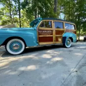 1947 Ford Custom Deluxe Wagon Green Super Deluxe Woody
