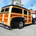 1947 Ford Super Deluxe Woody Automatic 4-Speed RWD V8 5.7L Gasoline
