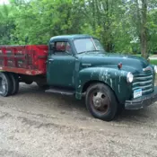 1951 Chevrolet 2 ton truck box and hoist