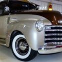 1952 Chevrolet Suburban,beautiful condition In / out. Good running condition!