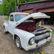 1954 Ford F100 Pickup.  6v, 3 on the tree, runs, drives, sto