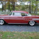 1957 Pontiac Chieftain Base 5.7L