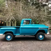 1959 Chevrolet Apache Blue white