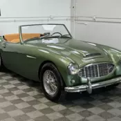 1960 AUSTIN-HEALEY 3000 MK1 BT-7 ROADSTER. CALIFORNIA SAGE WITH HONEY TAN TRIM.