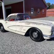 1960 Chevrolet Corvette Convertible White White/Red