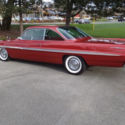 1961 Pontiac Bonneville 2 dr hardtop