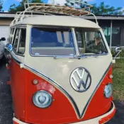 1962 VOLKSWAGEN BUS DELUXE TYPE 2