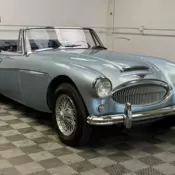 1963 AUSTIN-HEALEY 3000 MK2 BJ-7 SPORTS CONVERTIBLE. 4-SPEED WITH OVERDRIVE