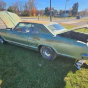 1963 Buick Riviera Green