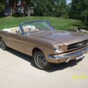 1964 and 1/2 Mustang Convertible Like New,Prof. completly redone.