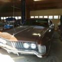 1964 Buick Riviera (Brown)