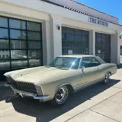 1965 Buick Riviera / Super Clean & original!