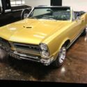 1965 GTO Convertible Coupe, Hurst 4-Speed / WORKING RAM AIR