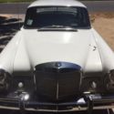 1965-Mercedes-Benz-200-Series-220s