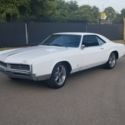 1966 Buick Riviera base model with a Buick 455 motor from a 1974-75 Buick