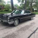 1966 Cadillac Convertible, Triple black, Straight sides