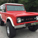 1966 Ford Bronco 4×4 in cherry (both the color and the condition)