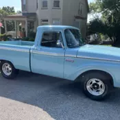 1966 Ford F-100 Shortbed Pickup Truck, 352, V-8, Trans