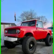 1966 International Scout 7.4L 454 V8 4-Speed Removable Hardtop