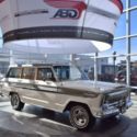 1966 Jeep Super Wagoneer V8 White