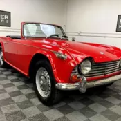 1966 TRIUMPH TR4A. LIVE AXLE. GOOD DRIVER’S CONDITION CAR SHOWING 114,832 MILES.