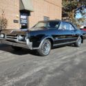 1967 Chevrolet Cutlass Supreme - 4 Speed 1966 330