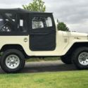 1967 FJ40 Land Crusier
