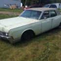 1967 Lincoln Continental,needs work,barn find Great project! Big engine 462 7.6L