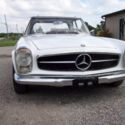 1967 MERCEDES BENZ 250SL.   4 SPEED.  VERY GOOD CONDITION